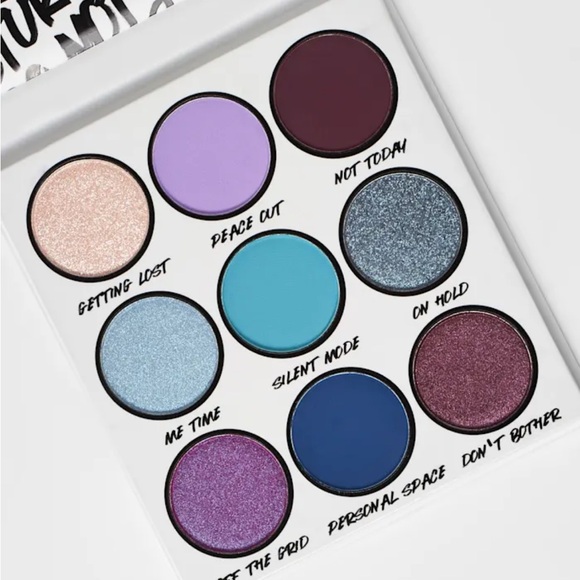 BH COSMETICS Do Not Disturb Shadow Palette - NIP - Picture 3 of 7